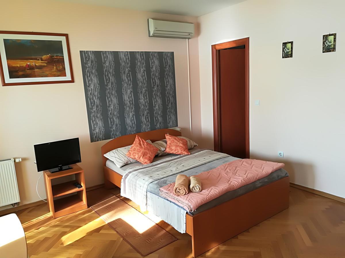 Guesthouse Sava Slavonski Brod Ngoại thất bức ảnh