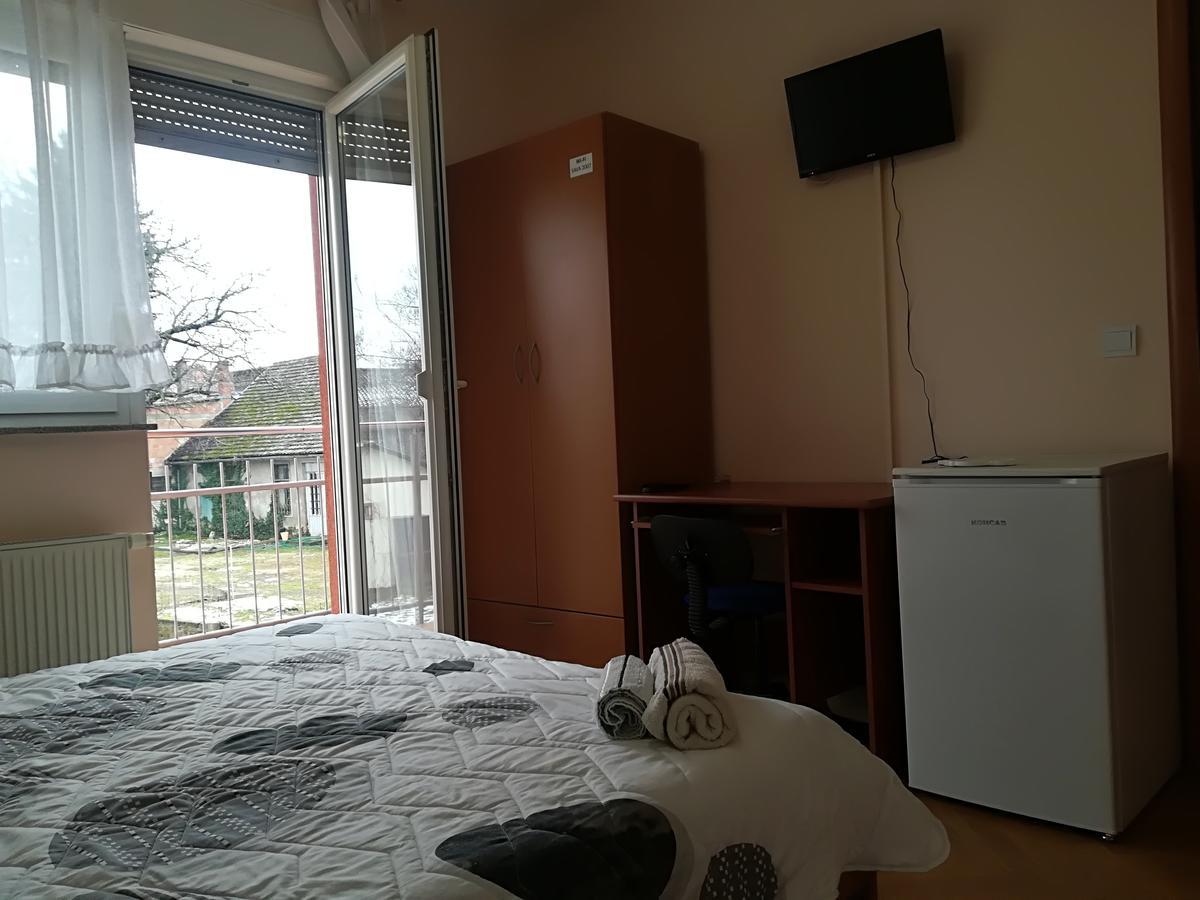 Guesthouse Sava Slavonski Brod Ngoại thất bức ảnh
