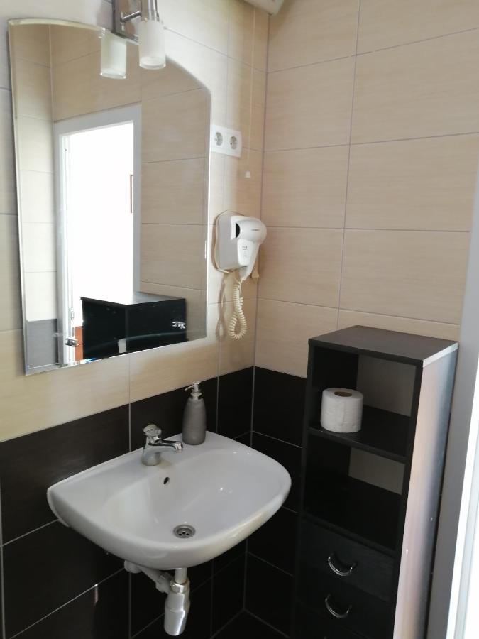 Guesthouse Sava Slavonski Brod Ngoại thất bức ảnh